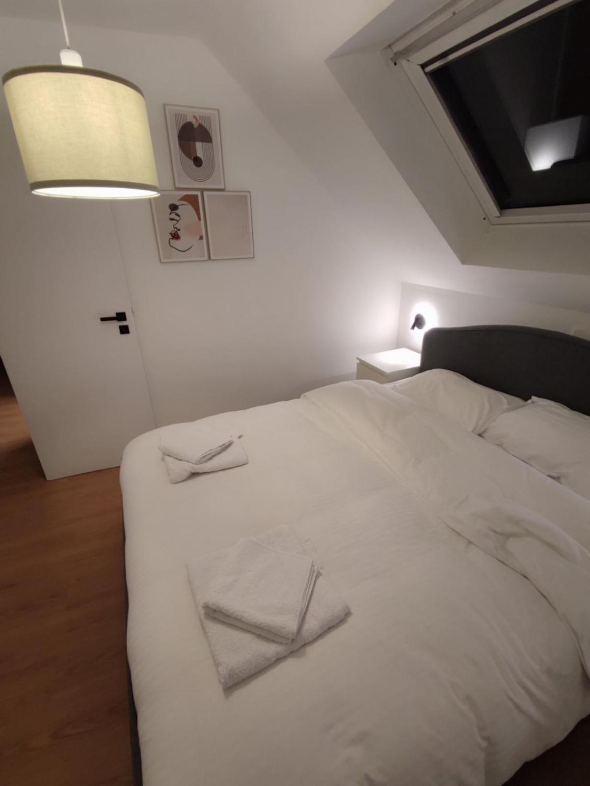 Quartier Louise Studios Brussel Buitenkant foto