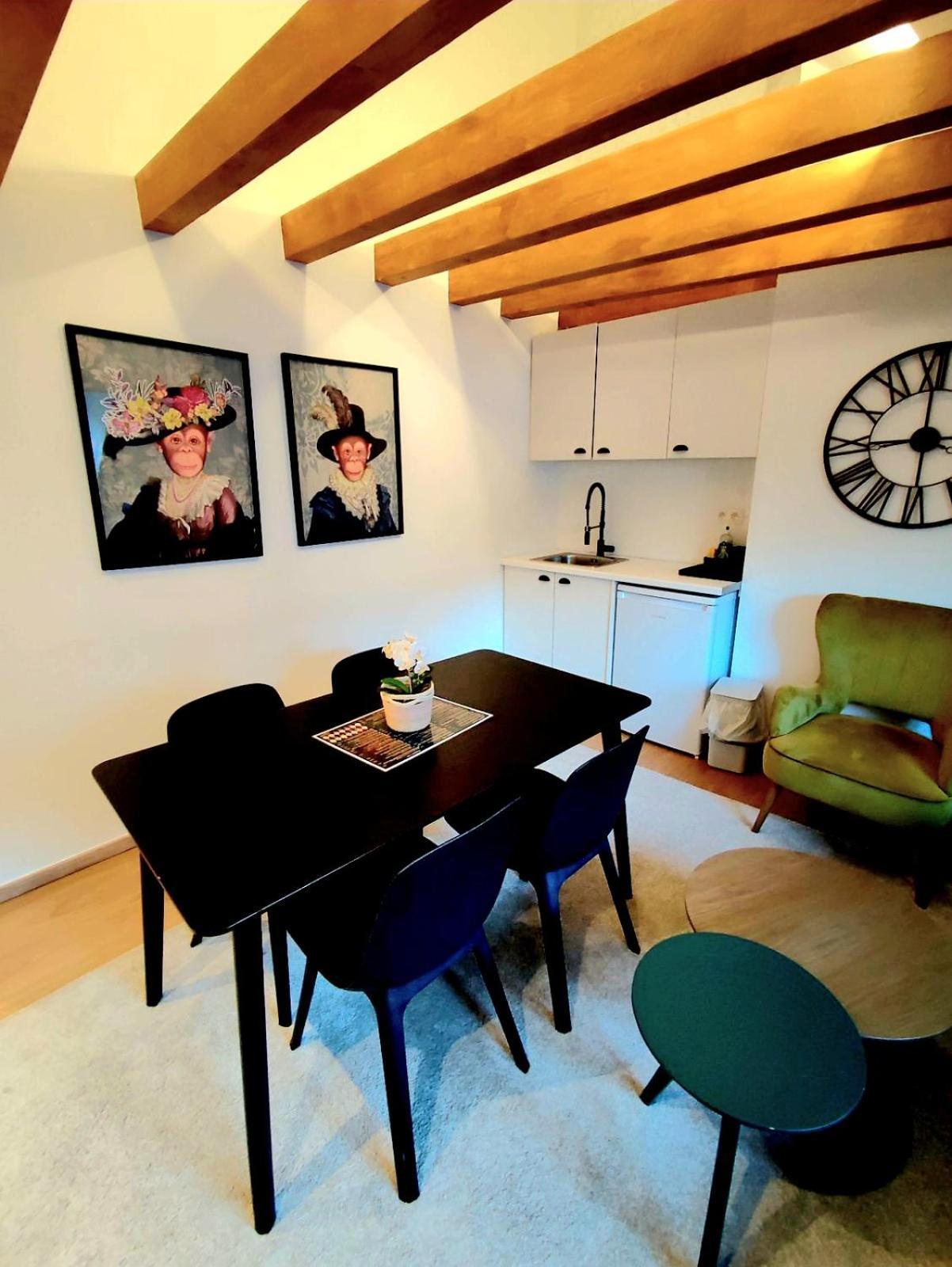 Quartier Louise Studios Brussel Buitenkant foto